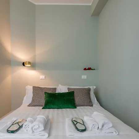 Bazzi, 49 - Bocconi Διαμέρισμα *