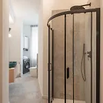 Bazzi, 49 - Bocconi *