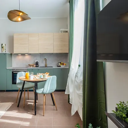 Bazzi, 49 - Bocconi Apartment
