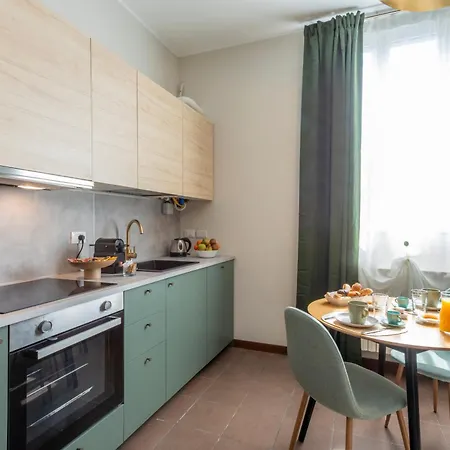 Bazzi, 49 - Bocconi Apartment